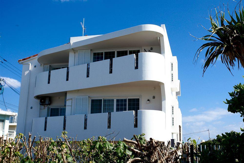 Condominium Chatan Monogatari Exterior foto